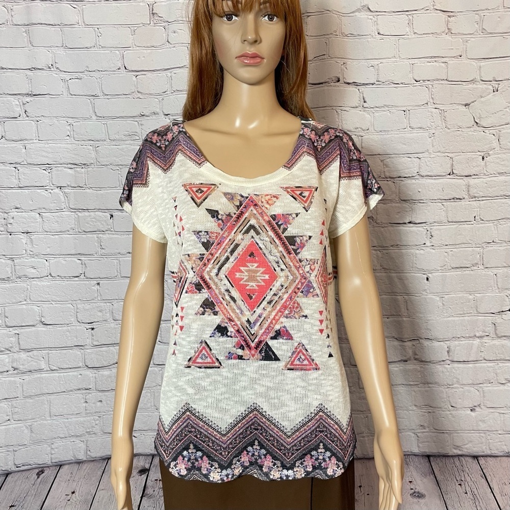 New Gaze Aztec Print Knit Short Sleeve Top Size L